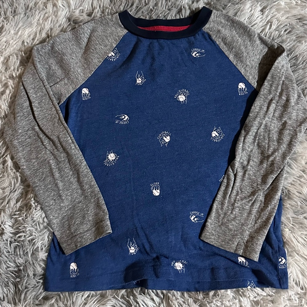 3/4 quarter length baseball print shirt